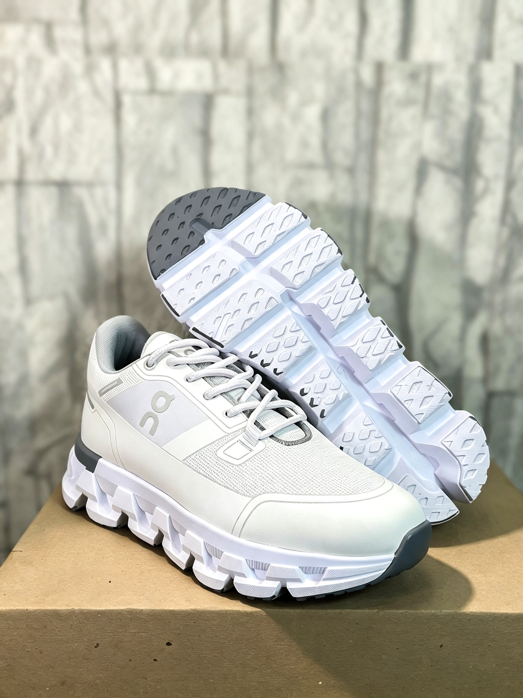 TENIS ON CLOUD X3 AD